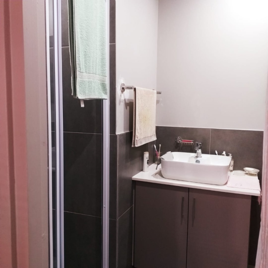 2 Bedroom Property for Sale in Ifafi North West